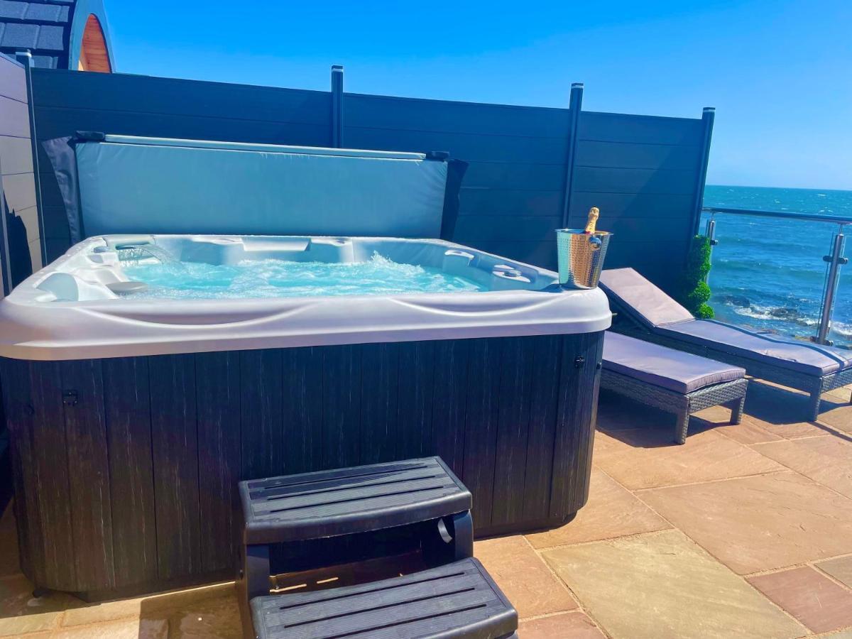Keiss 3 Sinclair Bay Lodges מראה חיצוני תמונה